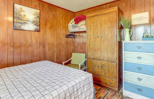 Shared Dock and Yard Greers Ferry Lake Home! - Foto 18