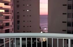 Apê da Mi - 2 minutos da Praia de Pintangueiras - Guarujá - Foto 2