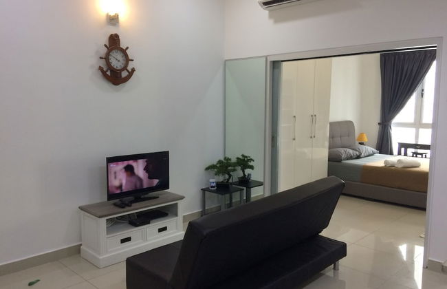 City Living with Panoramic Sea Views at Danga Bay - Foto 18