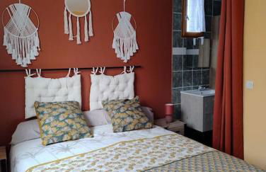 Gites l’Olivier avec piscine - Foto 1