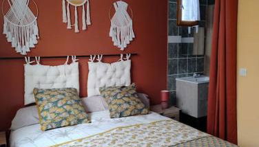 Gites l’Olivier avec piscine - Foto 1