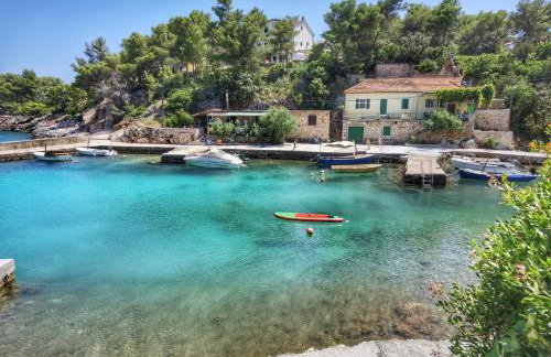 HOLIDAY HVAR lux - Photo 2