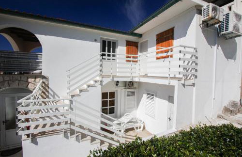 Robinson Elizabeta - Photo 22