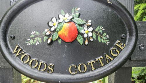 Woods Cottage - Photo 3