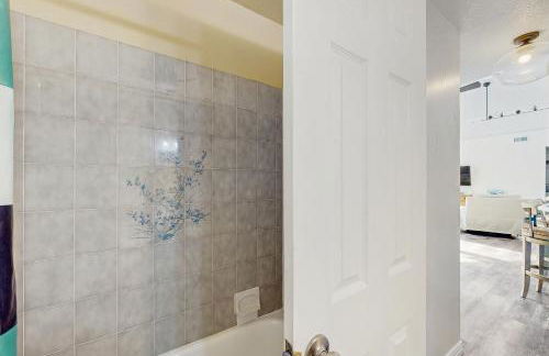 Happy in Margaritaville - Photo 24