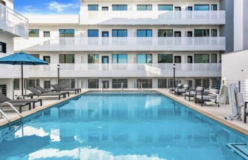 Amazing Downtown Condo w Pool Free Parking 104 - Foto 18