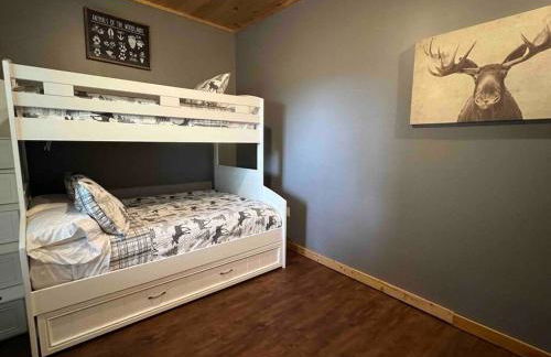 Nantahala Nook, cabin w/hot tub,game room, & wifi - Foto 11