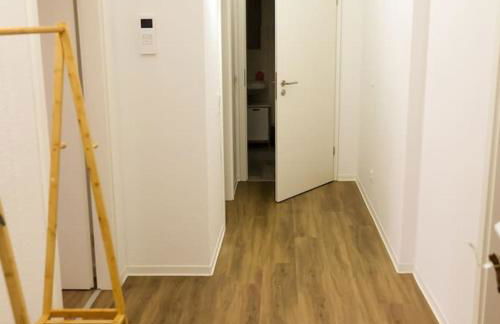 Freundliche Wohnung mit Parkplatz und Terrasse - Foto 8