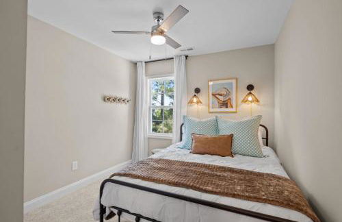 Modern Retreat Minutes to Emerald Isle Beach Villa - Foto 23