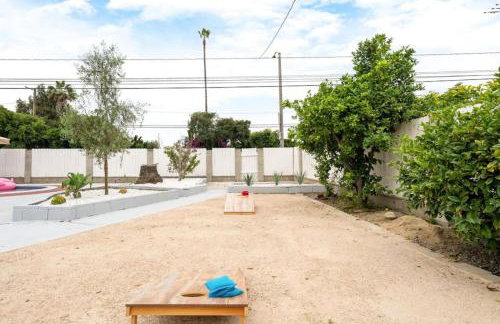 Stunning Retro Beach Oasis, Dual Living, Pool - Foto 68