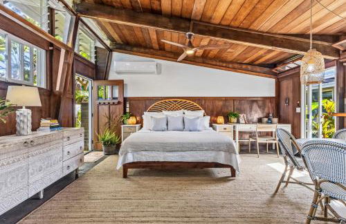 Stunning Lanikai Home just steps to the Ocean-Authentic Hawaiian Tropical Charm - Photo 1