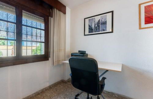 Villa con piscina en Churriana - Photo 20