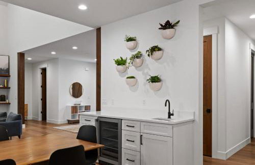 Old Grove Retreat in Suncadia- Gourmet Kitchen, Hot Tub, BBQ, Firepit, Outdoor Seating, Smart TVs, Hi-speed Wi-Fi - Foto 17