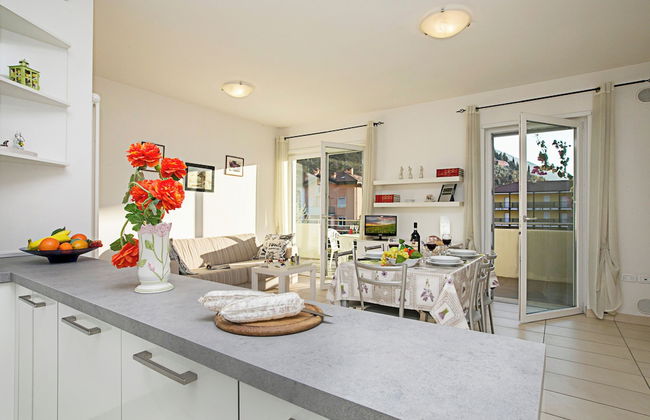 Torbole Relax, Pool & Balcony Apartment - Foto 15