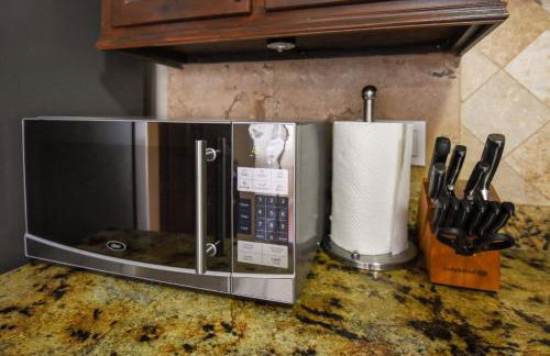 Utopia End-Unit Townhome On the 18th Hole Pool Table Fun Porch with Great Views - Foto 35