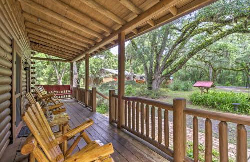 Log Cabin Sanctuary in Inverness with Furnished Deck - Foto 36