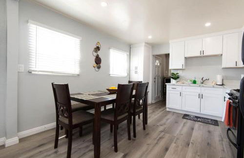 Lovely 2bedroom condo with free parking on premise - Foto 28