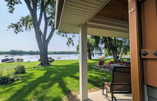 Modern Lakefront Retreat Near Brooklyn and Jackson Michigan - Foto 20