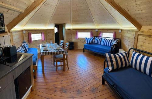 Holly Tree Glamping Cabins - Foto 7