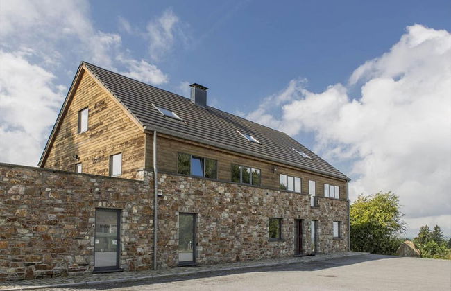 A Stylish Villa in a Green Setting, With a Fully Equipped Wellness Center - Foto 31