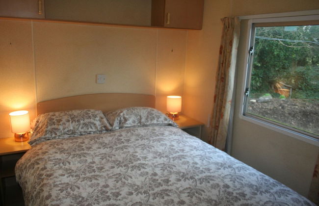 Lovely Bk Calypso Bluebird 6 Berth Holiday Caravan - Photo 3