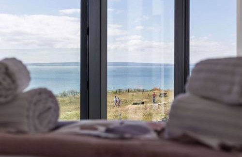 Beachcliff - On the Seafront with Two Balconies - Photo 34