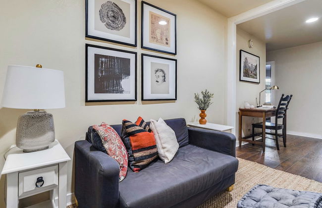 Marillac by Avantstay Gorgeous Ski Cabin w/ Balcony & Patio - Photo 15