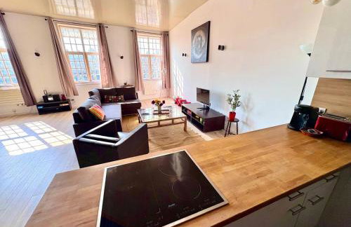 Loft T2 avec terrasse sur la Grand Place d'Arras - Foto 6