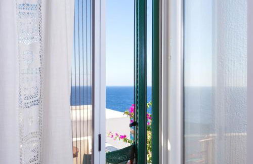 Pahivouni Studios & Suites - Photo 47