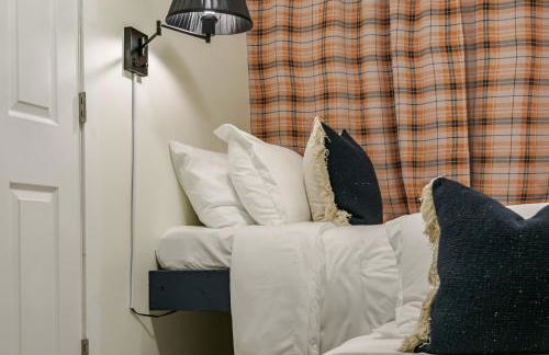 12-mins walk to ND - BBQ I Old Money Sports Glam - Pet Friendly! - Foto 28