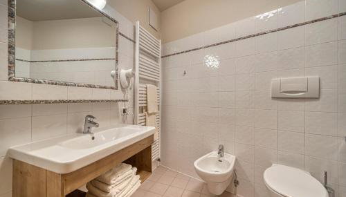 Großzügig und Charmant im Dorf - Foto 3