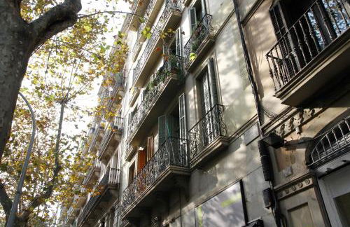 Luxury Central Apartment - Photo 17