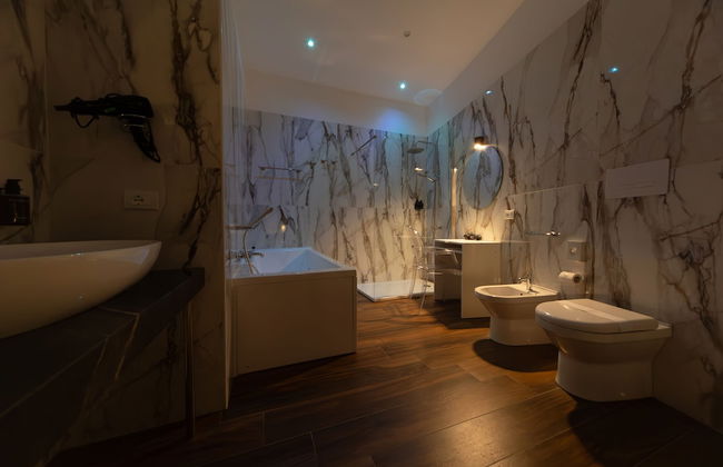 Serena Palace Superior Rooms - Photo 34