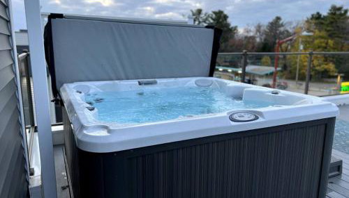 Private Hot Tub The Perch 14 Patio 2BR Downtown - Foto 2