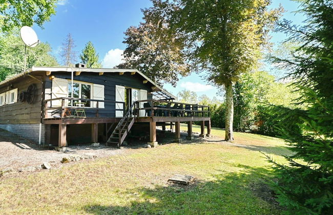 Chalet in Biron With Large Garden Near Durbuy - Photo 1