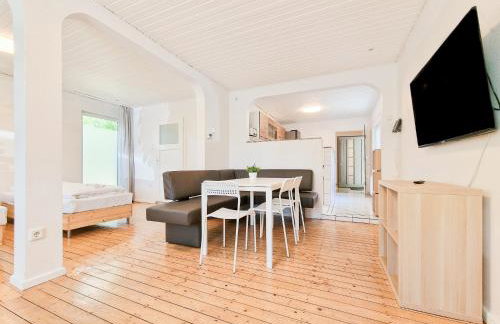 Tolstov Apartments - 3 Room Apartments with Garden - 20 Min Messe DUS & Airport DUS - Foto 1