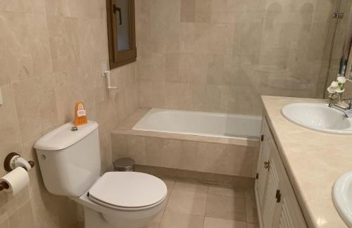 Comodo apartamento en Bahia de la Plata - Photo 12