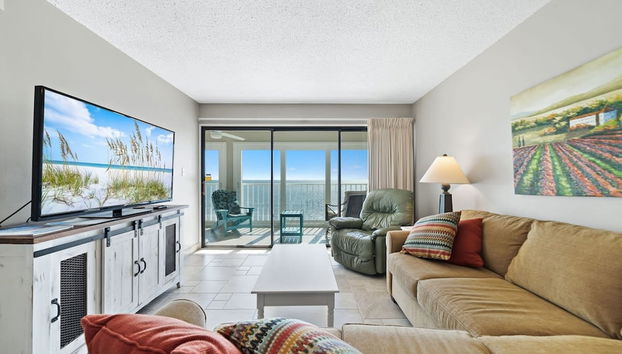 Edgewater 82- Floor to Ceiling Glass Doors - Foto 4, Habitación