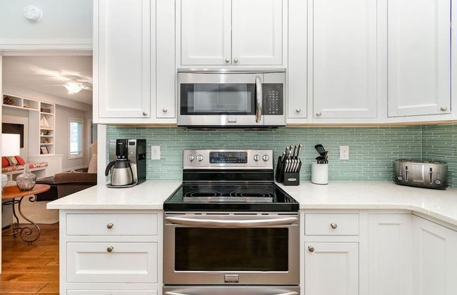 Coral Cottage- min From Beach Park With King bed - Foto 25