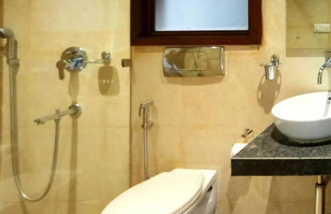 UDS Villa - Next to VFS, Walking to Connaught Place - Foto 40