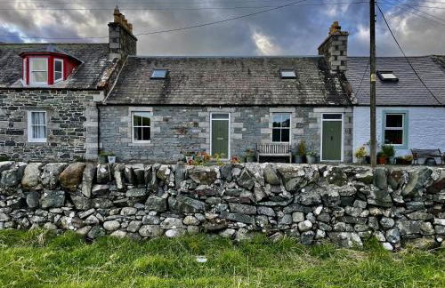 Apple Cottage - Photo 2