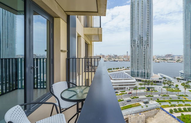 Fancy Apartment With Mesmerizing Canal Views - Photo 27