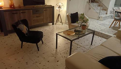 SUPERB MEDITERRANEAN FISHERMANHOUSE FRESHLY RENOVATED 20 M FROM HARBOR HIKES NEARBY no extra fees - Foto 5