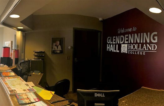 Glendenning Hall - Foto 2