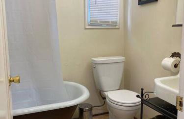 Historic Downtown Cottage - Foto 16