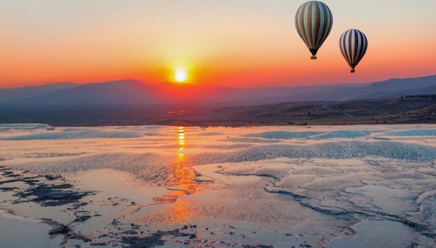 Hot Air Balloon Flight in Pamukkale - Foto 3