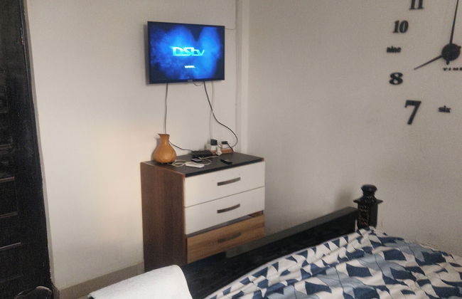 Peach City Apartments - Photo 8