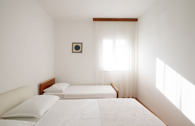 House Rose With Garden and Pool - Foto 8