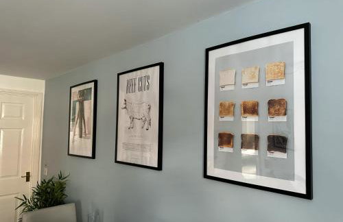 2 Bed Apt with free parking on driveway and free Wi-Fi - Photo 16