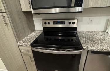 Cozy 2BHK Getaway in Cedar Park - Photo 8